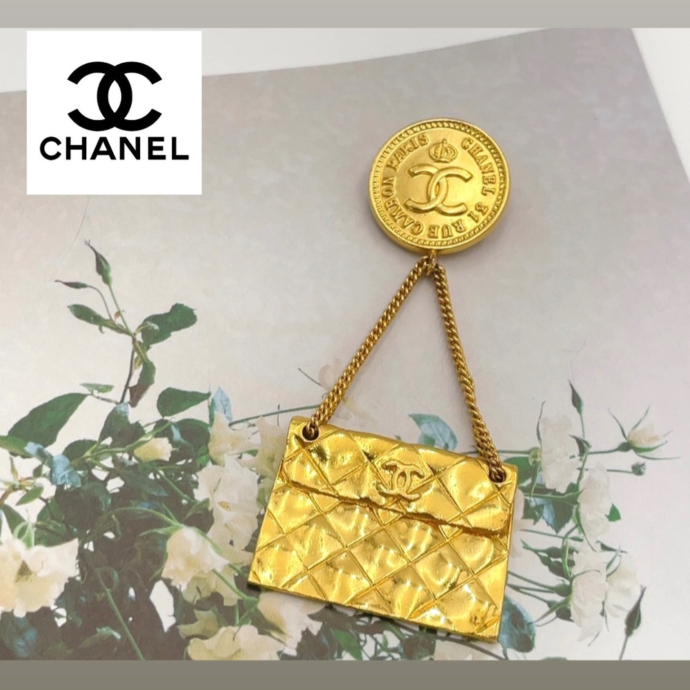 CHANEL CC Matellase Bag Motif Gold Plated Brooch